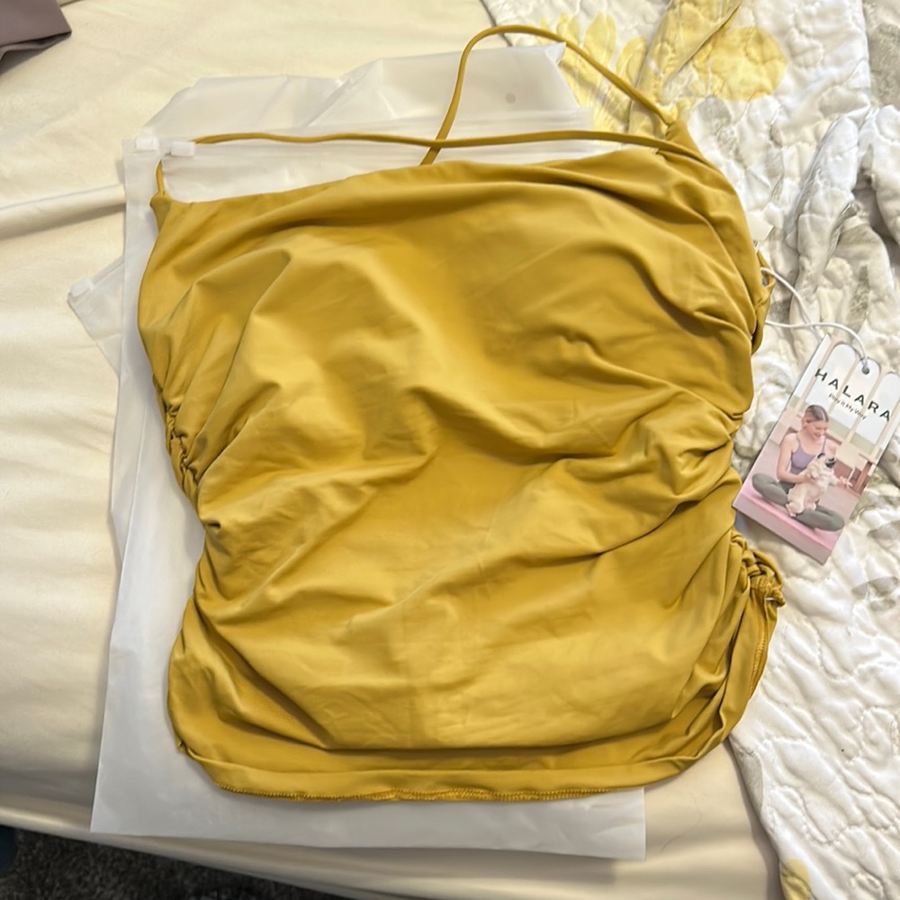 NWT Halara yellow/gold ruched tank